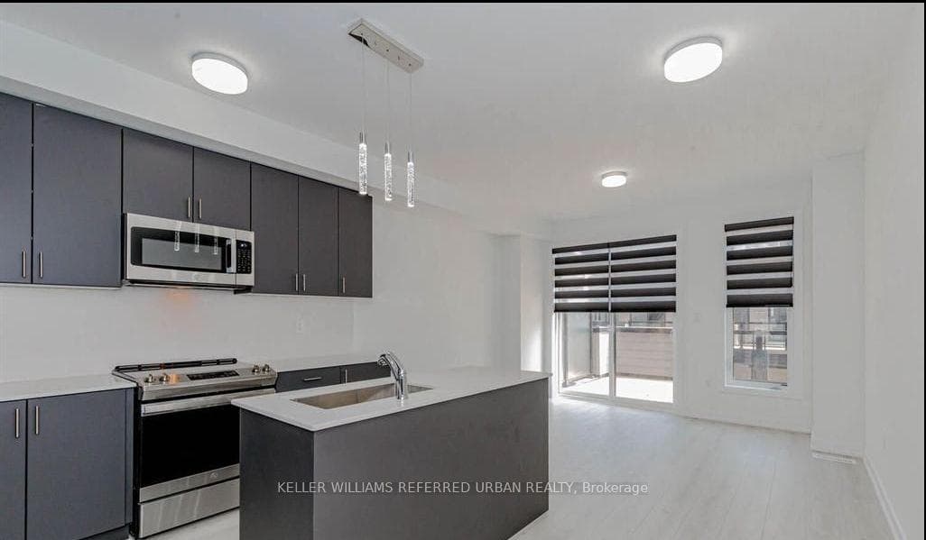 1579 Midland Avenue photo 1