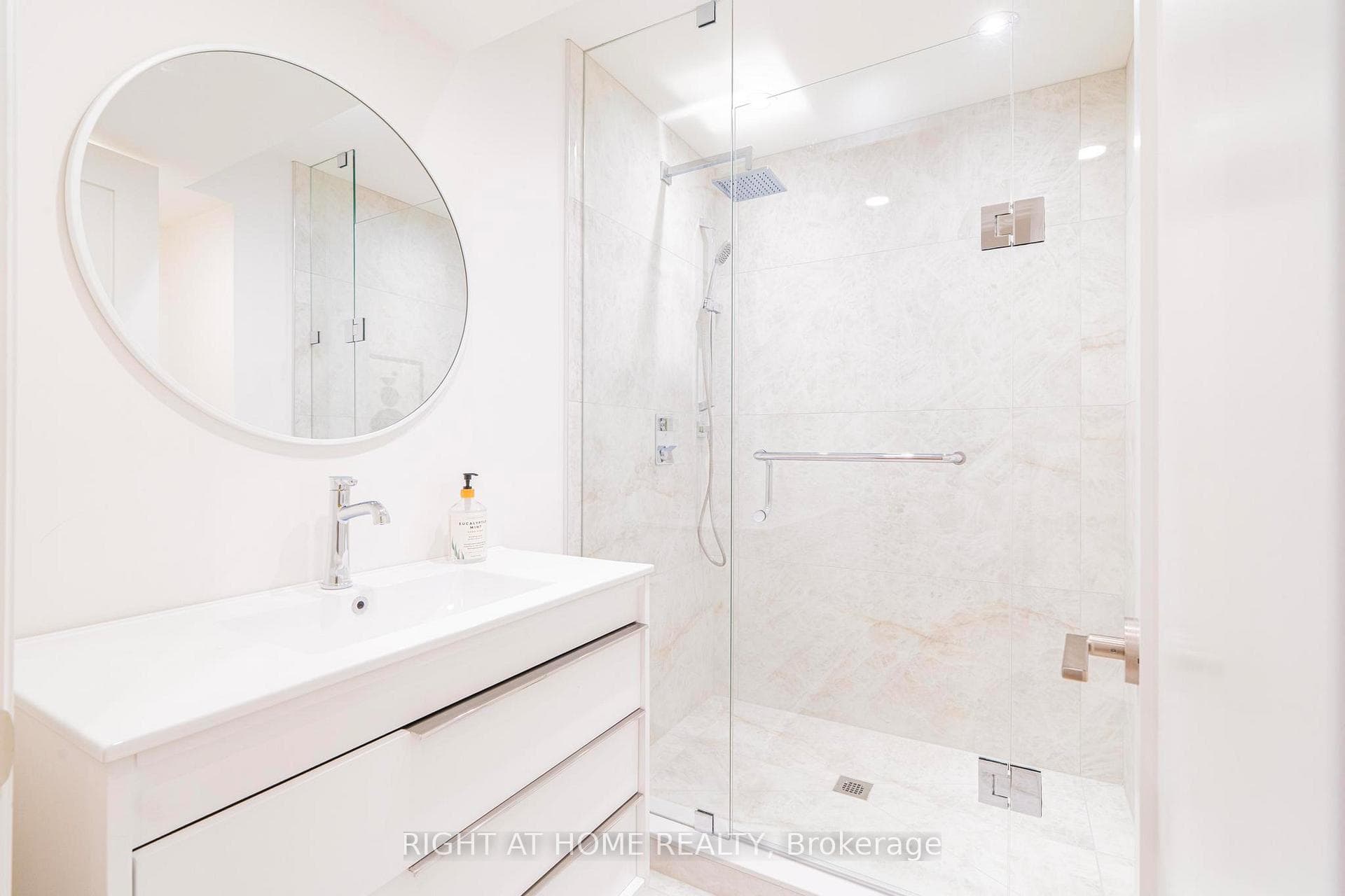 138 Winona Drive photo 26