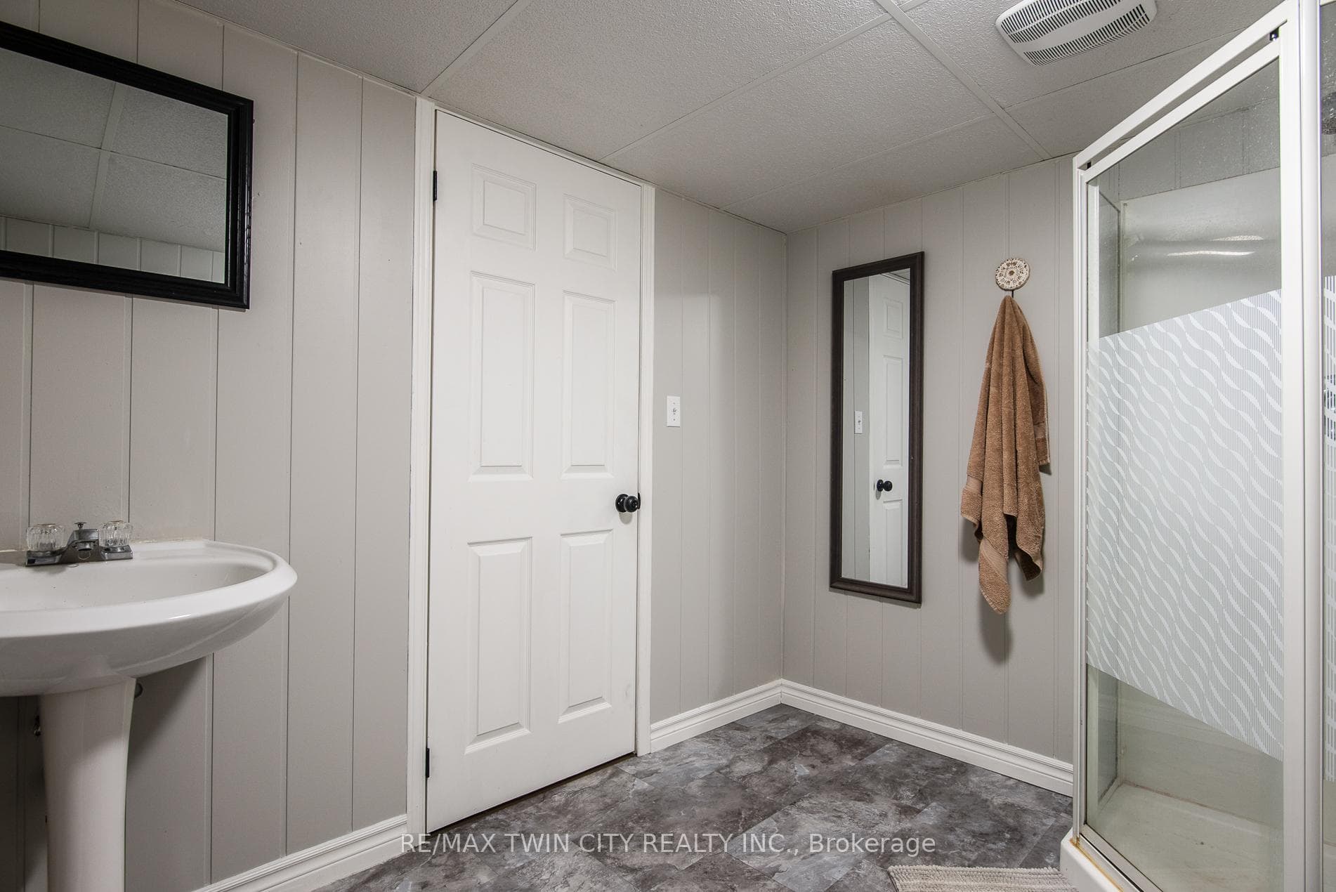 20 Forrest Avenue Unit 13 photo 36