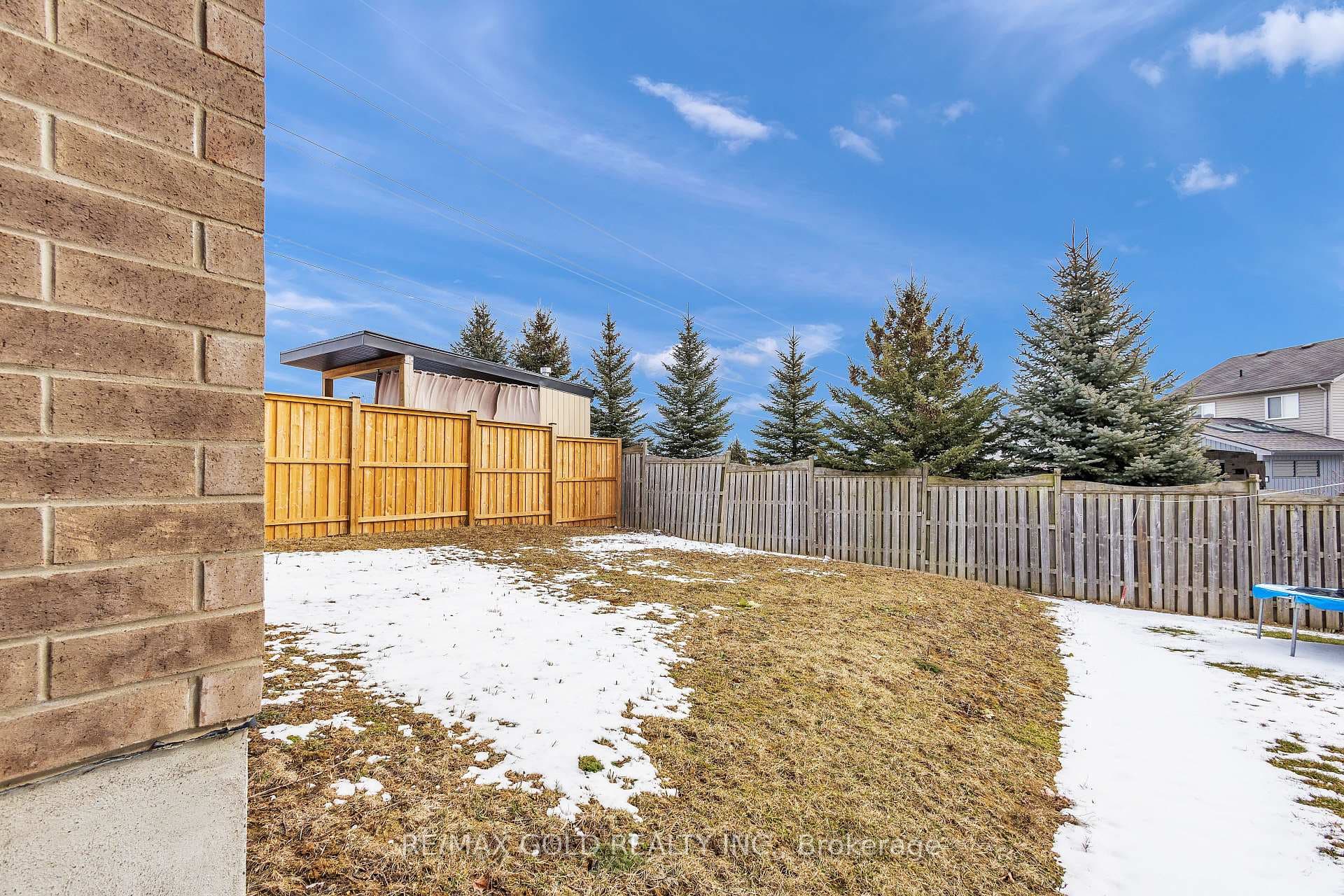 260 Woodbine Avenue photo 38