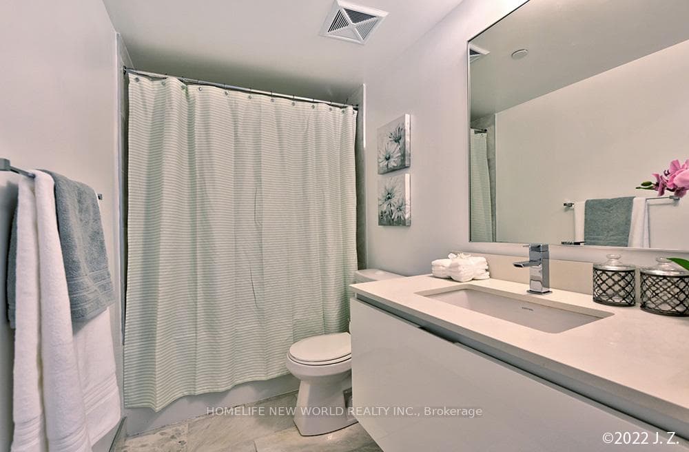 200 Bloor Street Unit 1601 photo 17