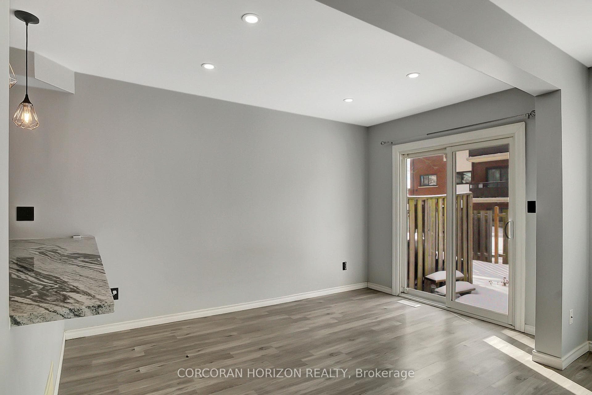 120 Dudhope Avenue Unit 19 photo 9
