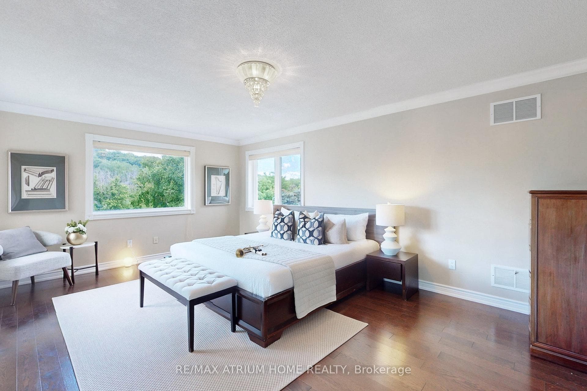 122 Thompson Drive photo 18