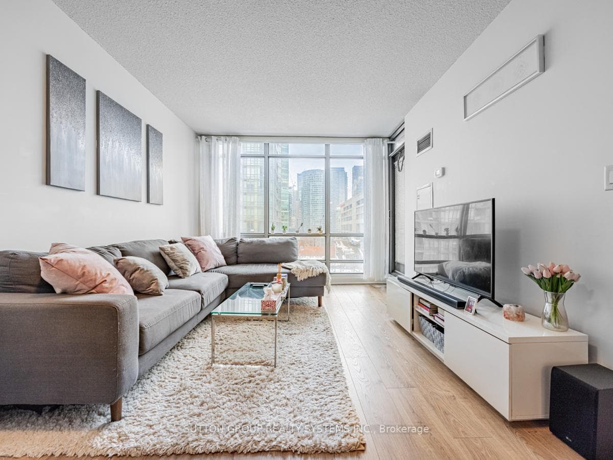 5 Mariner Terrace Unit 709 photo 10