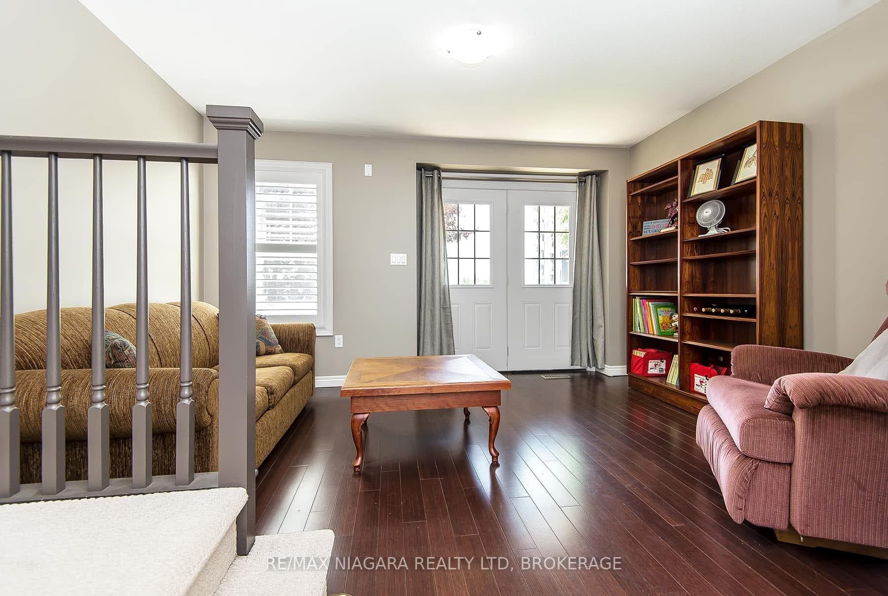 23 DURKSEN Drive photo 29