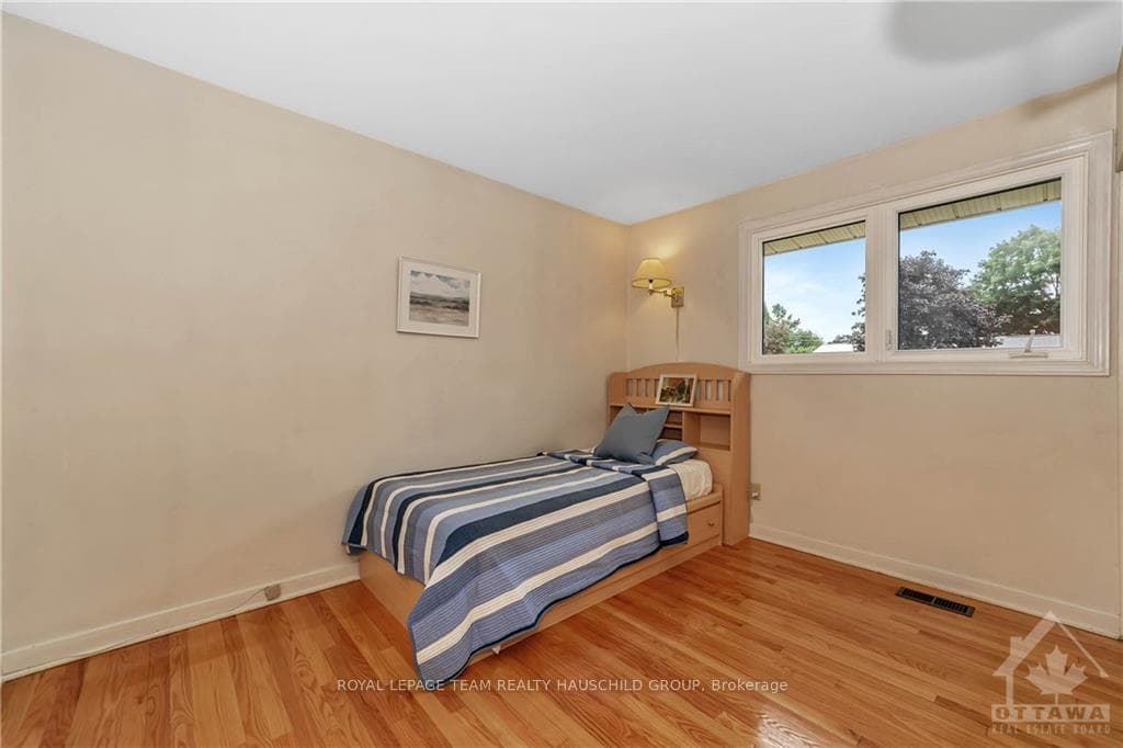 3 KIMBERLEY Road photo 12