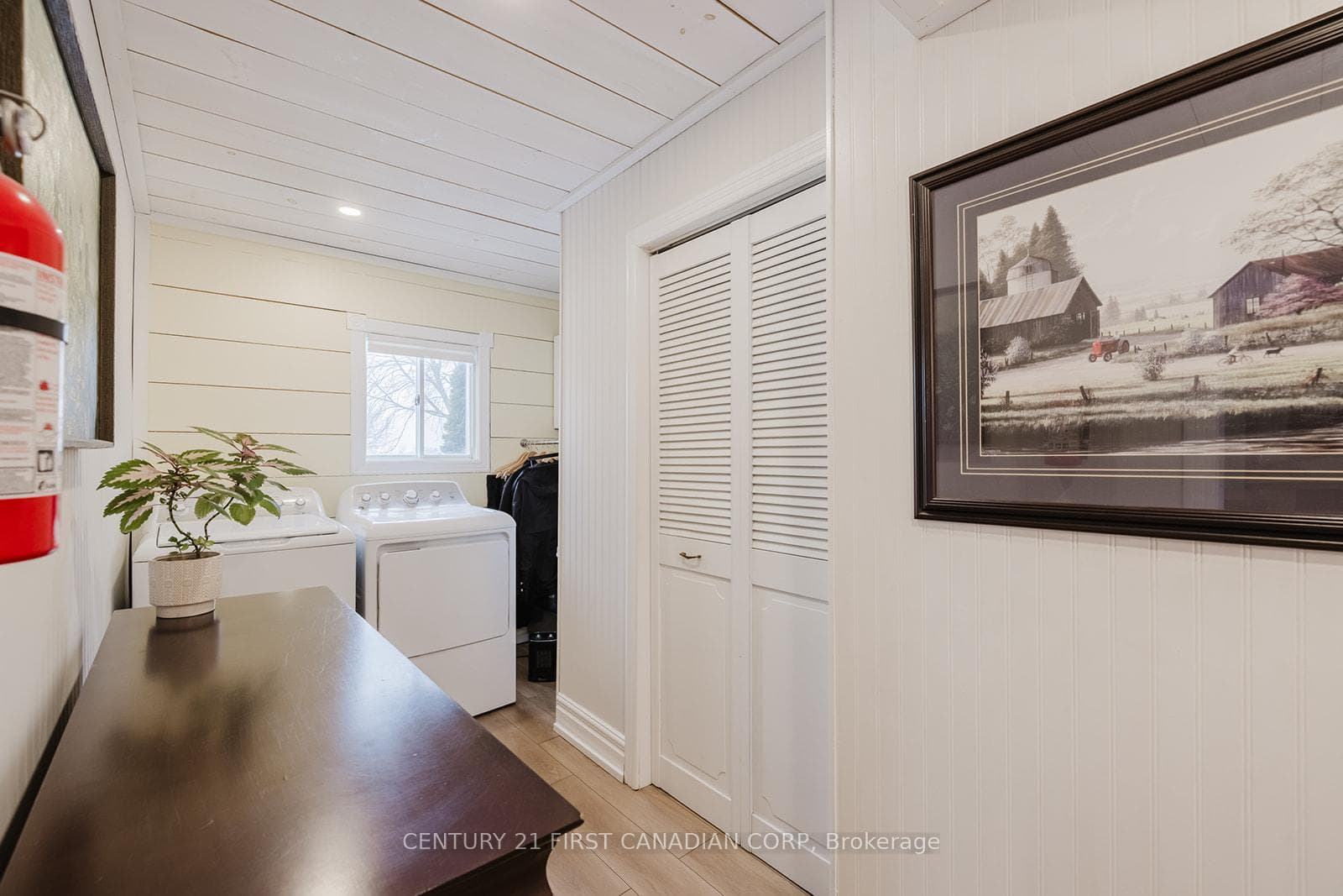 4 Albert Street photo 19