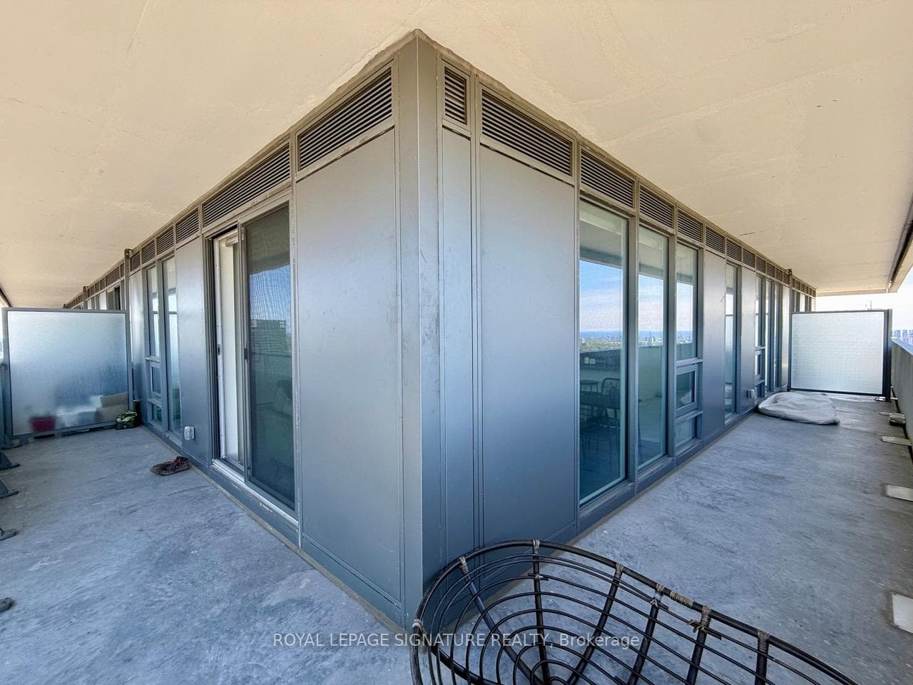 2221 Yonge Street Unit 3909 photo 22