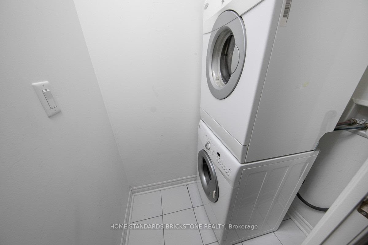 18 Holmes Avenue Unit 1306 photo 19
