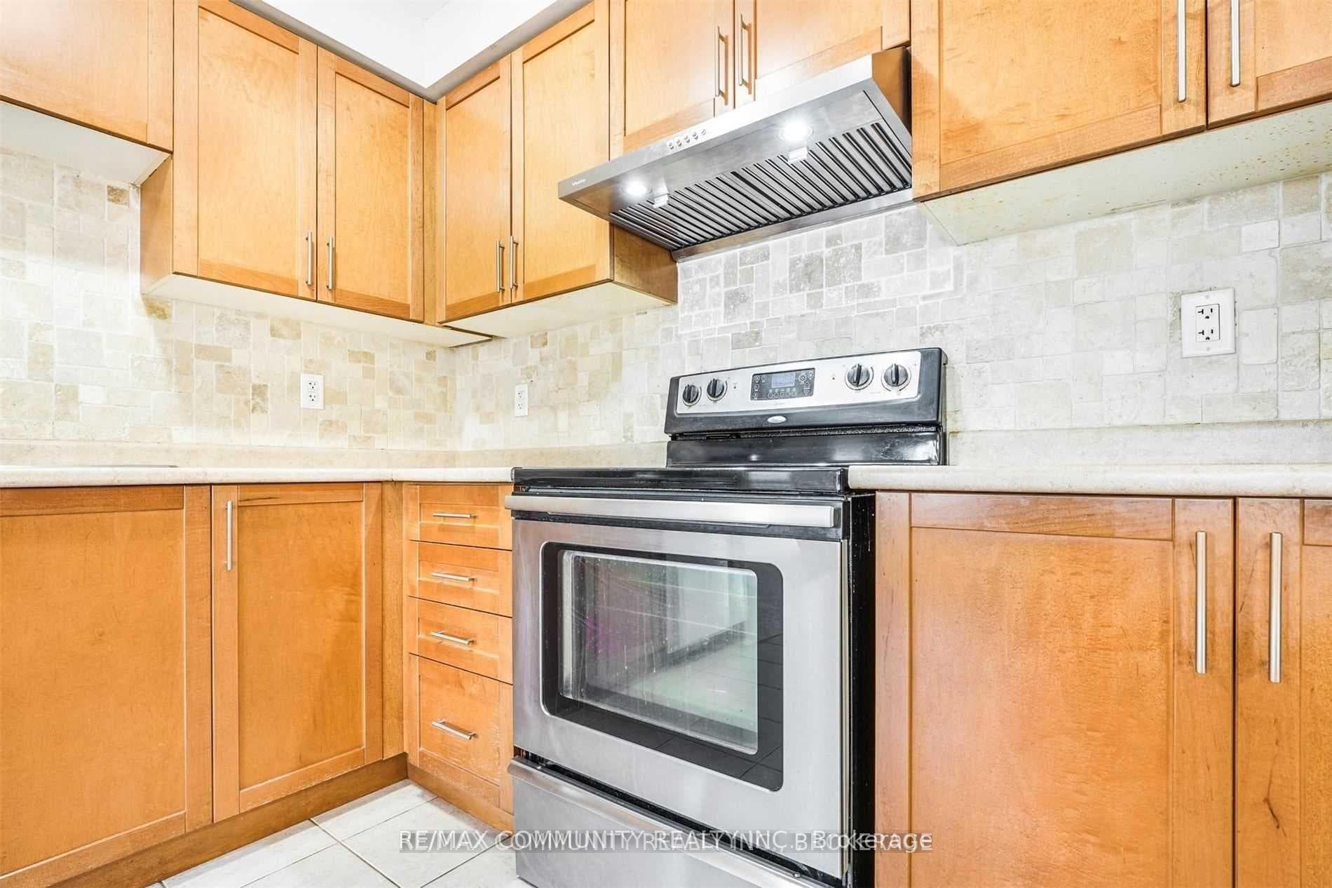 92 Hummingbird Drive photo 14