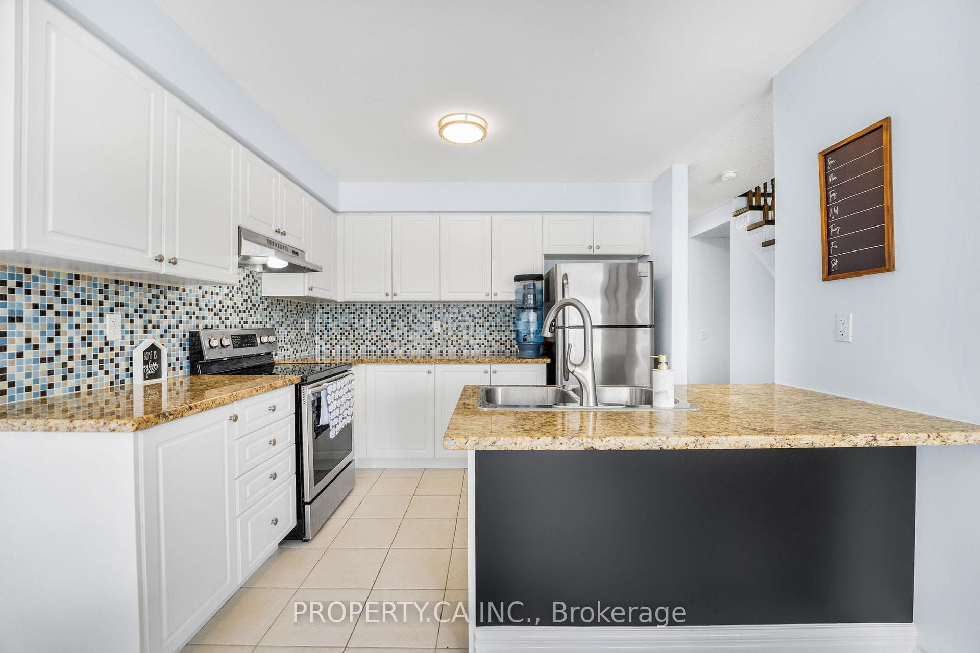 18 Connell Lane photo 16