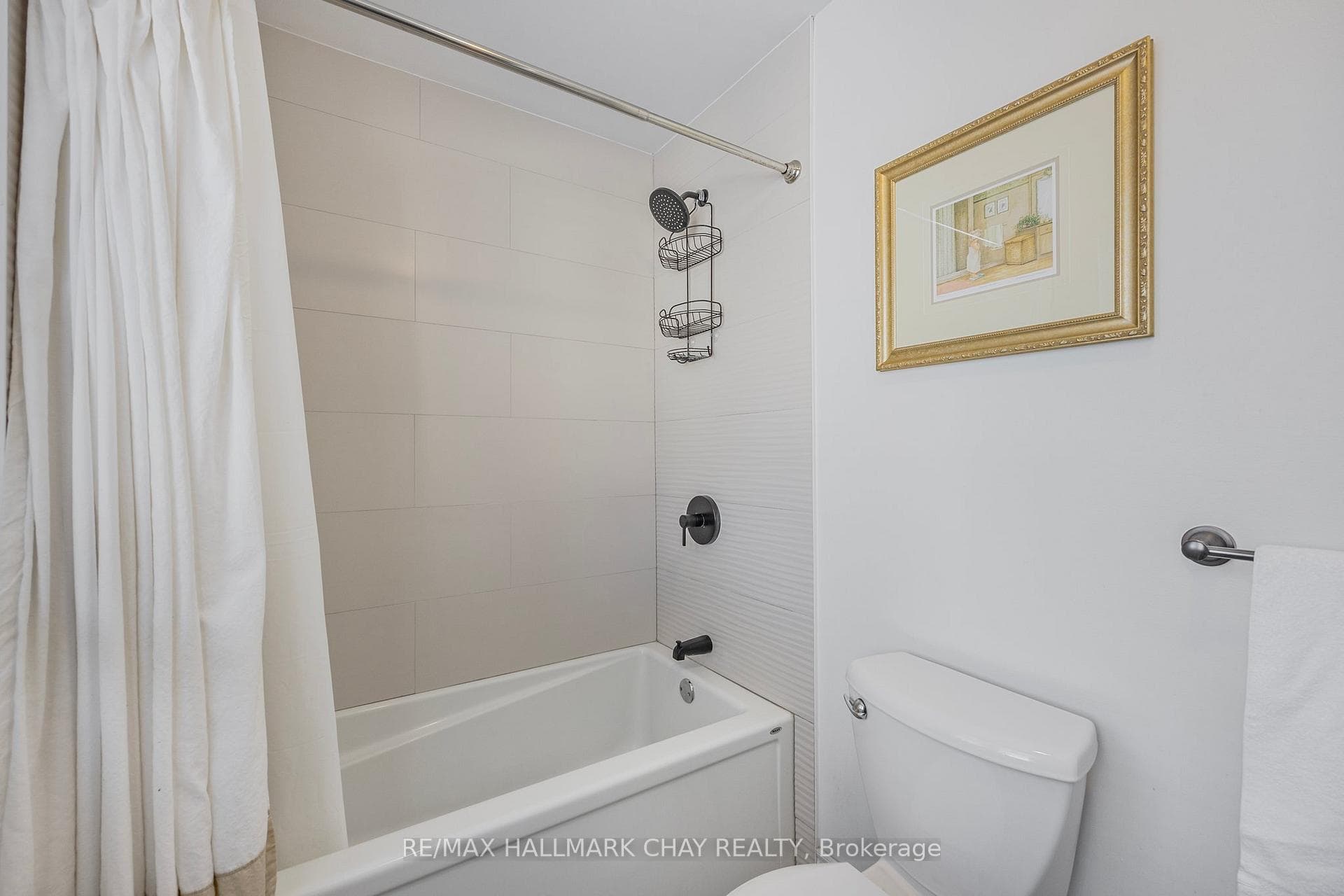 1 Ramsden Crescent photo 30
