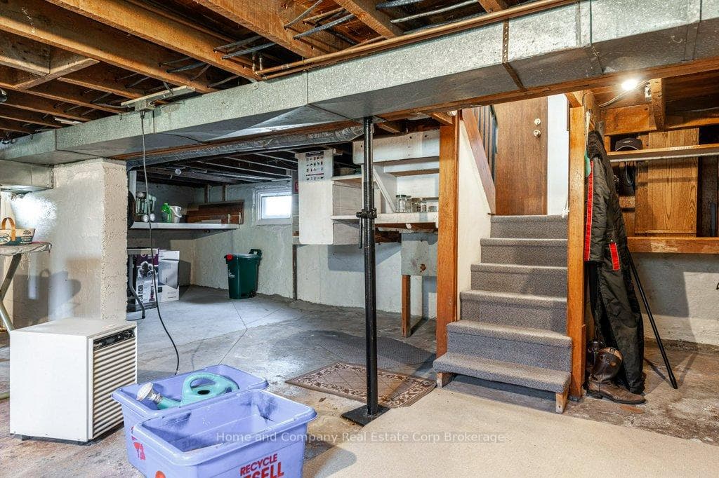 82 Huntingdon Avenue photo 45