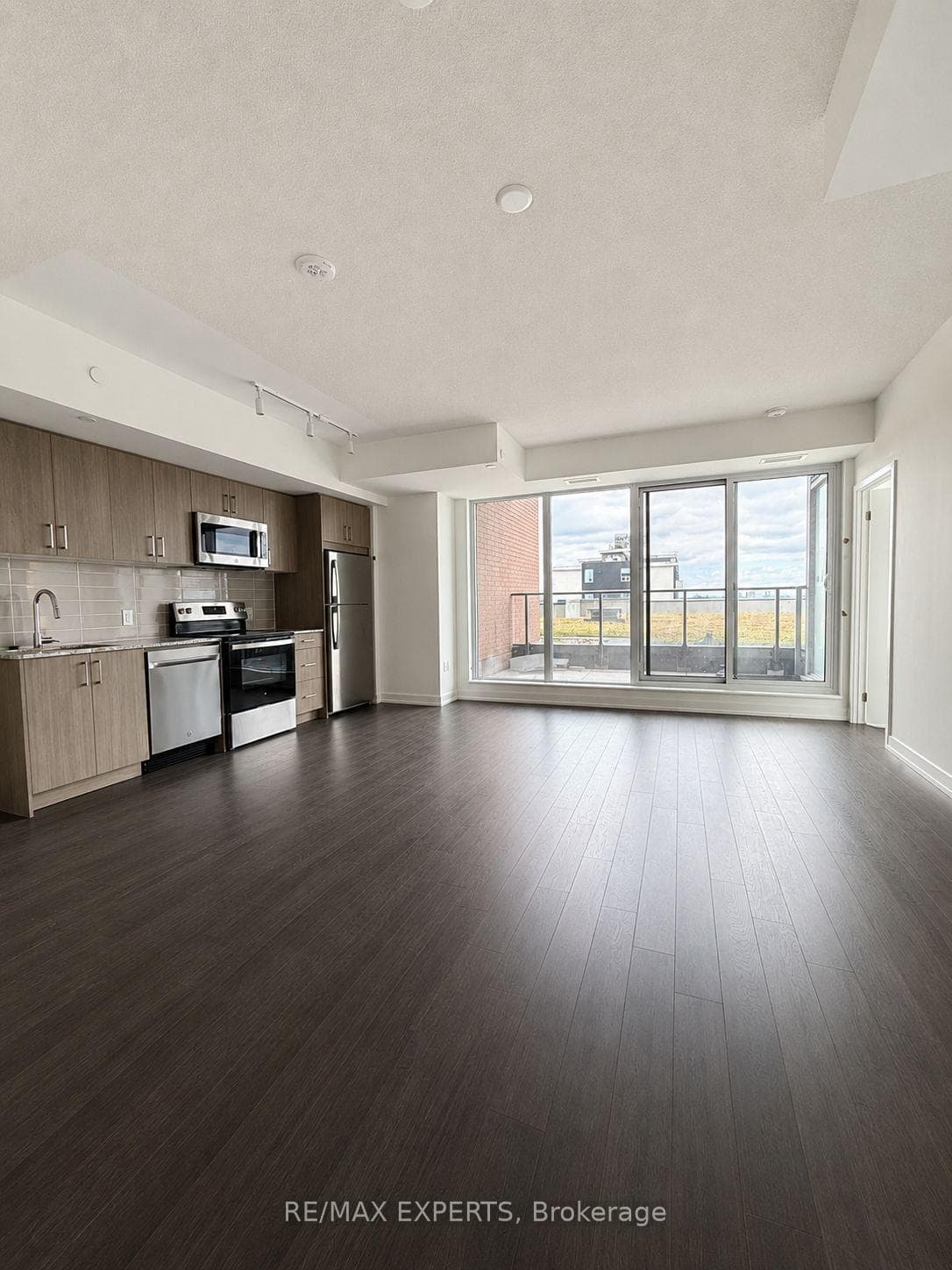 4010 Eglinton Avenue Unit 921 photo 10
