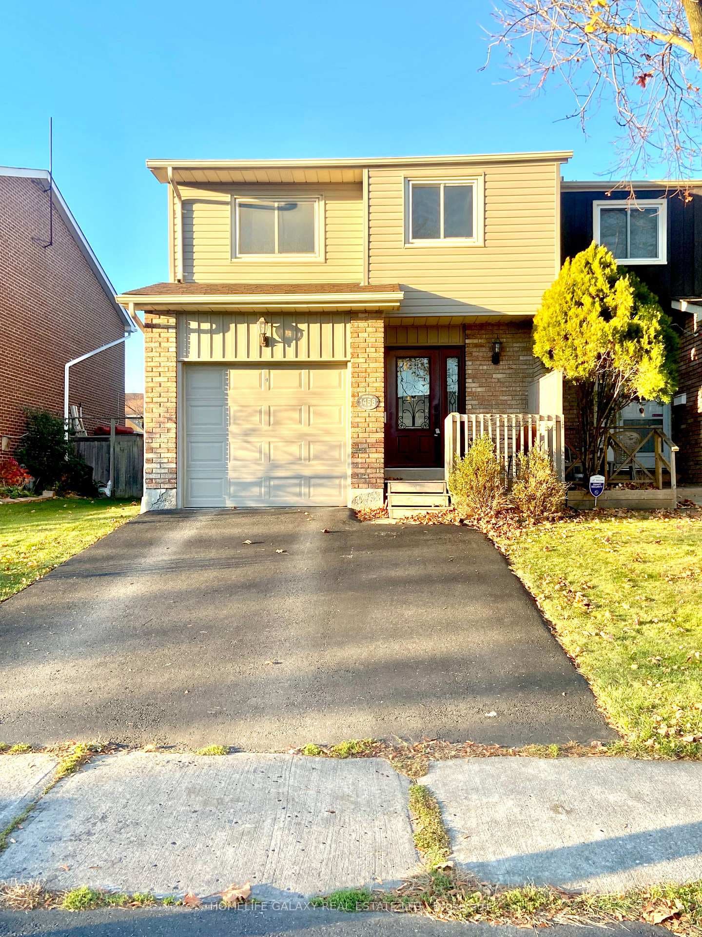 1458 Fieldlight Boulevard photo 1