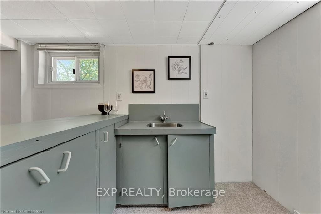 25 Rosewood Avenue photo 23