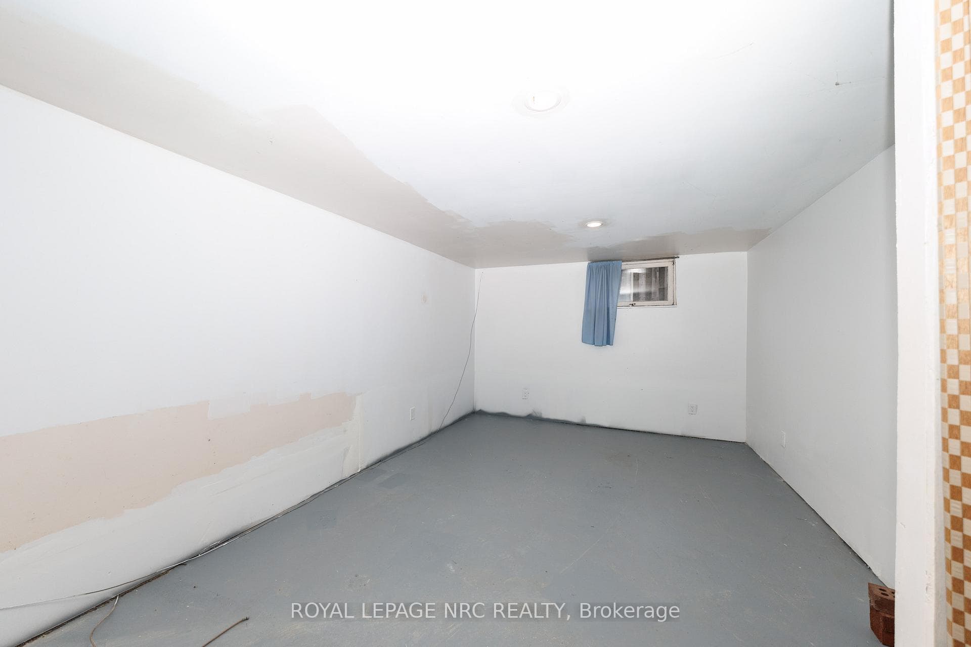 33 Strathmore Crescent photo 38