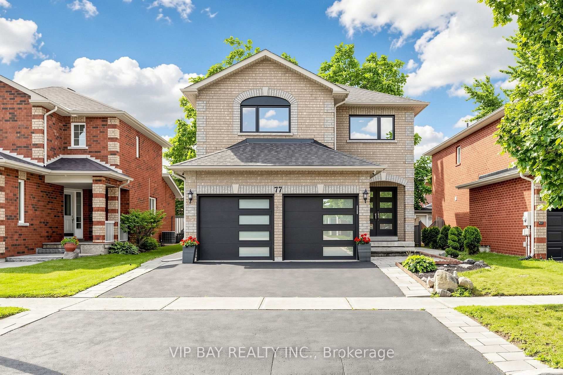 77 Amberview Drive photo 1