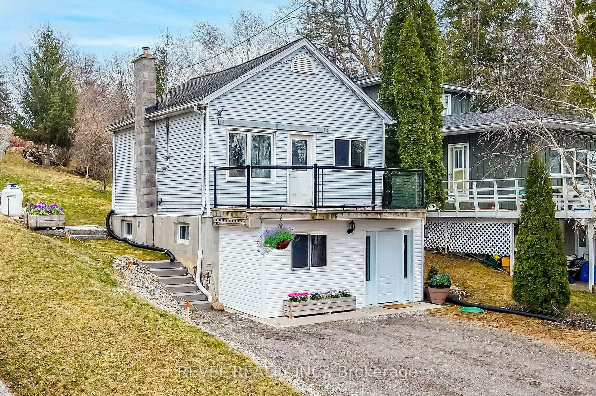 227 Portview Road photo 1