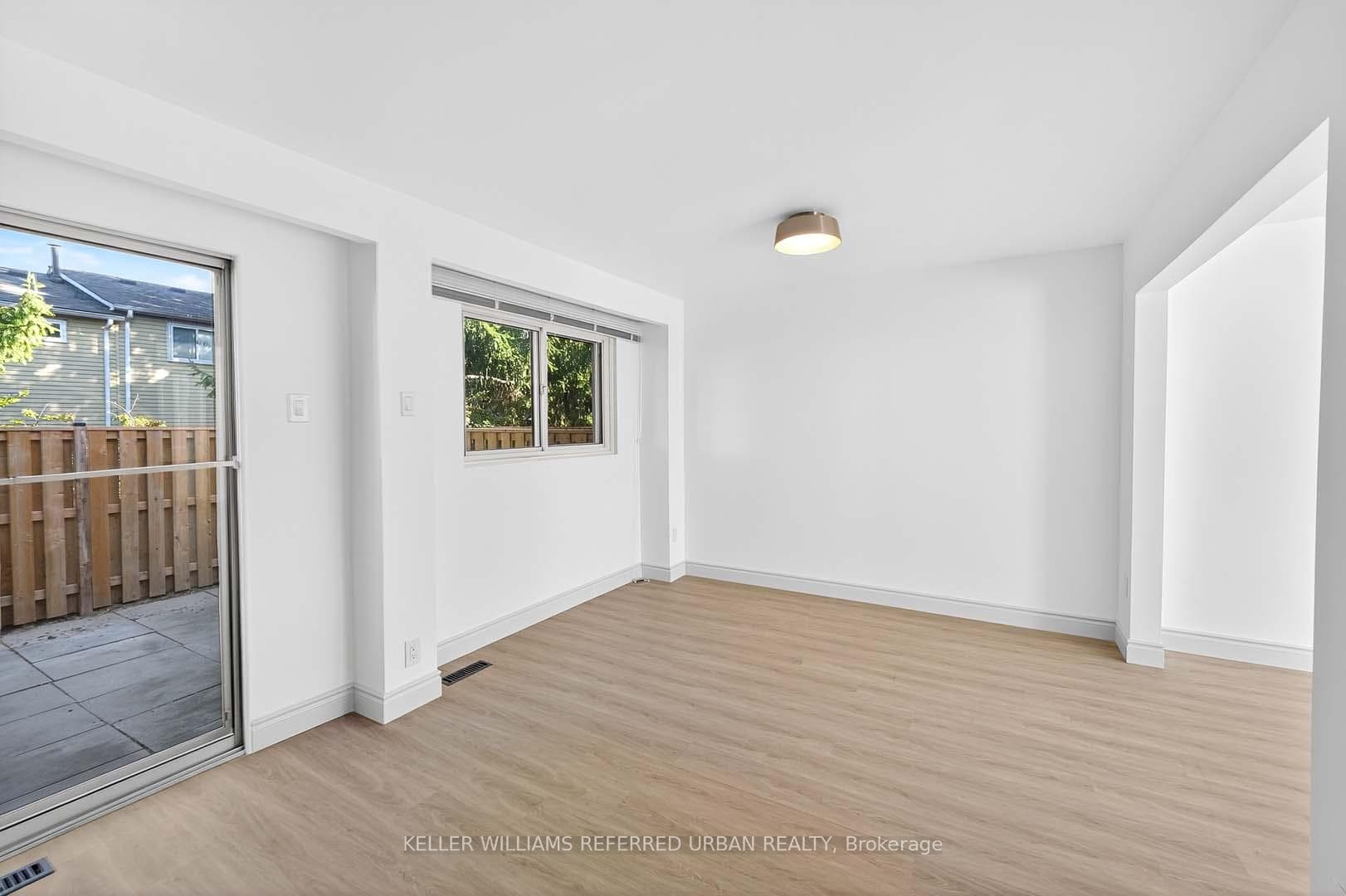1050 Shawnmarr Road Unit 19 photo 11