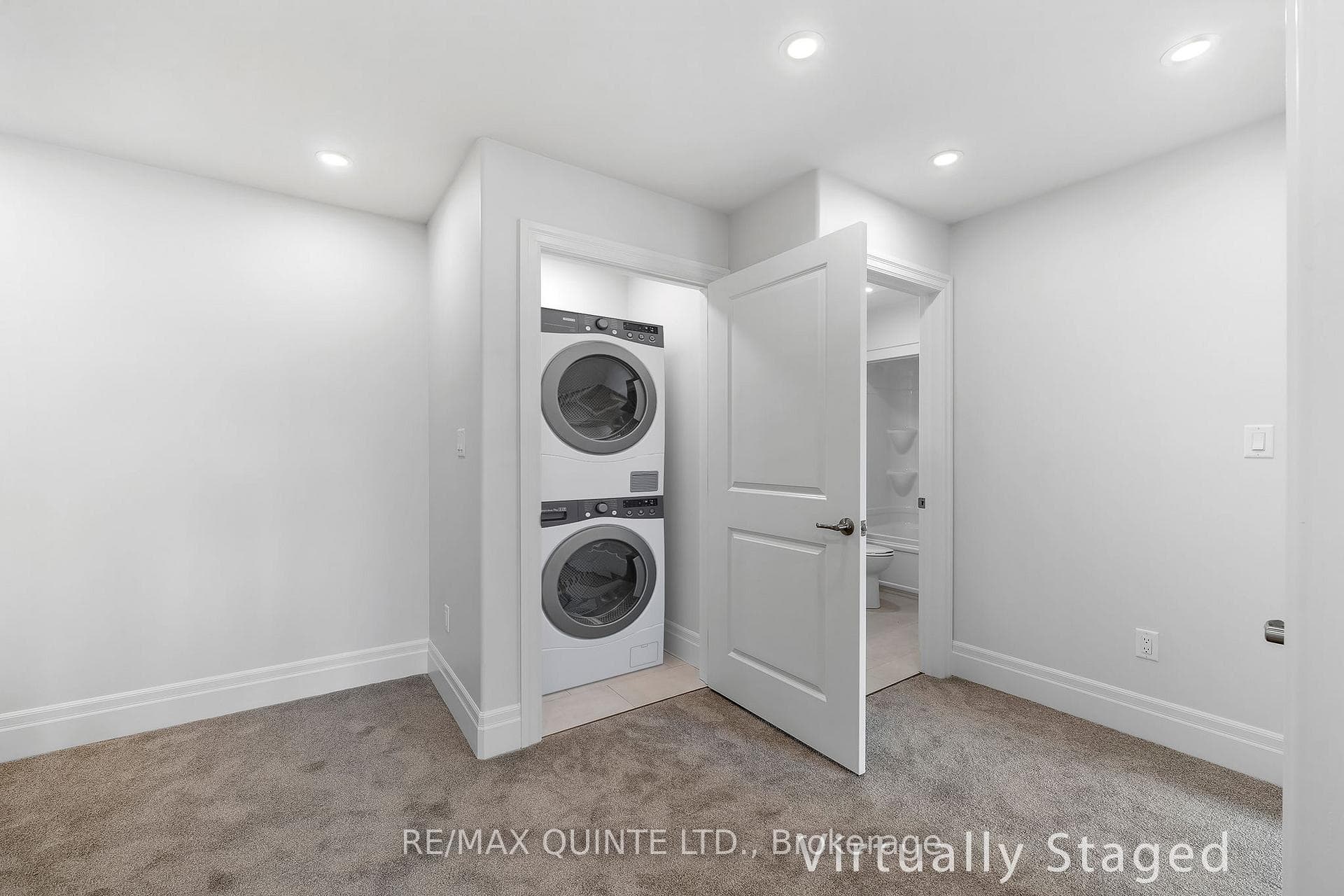 Virtually Staged