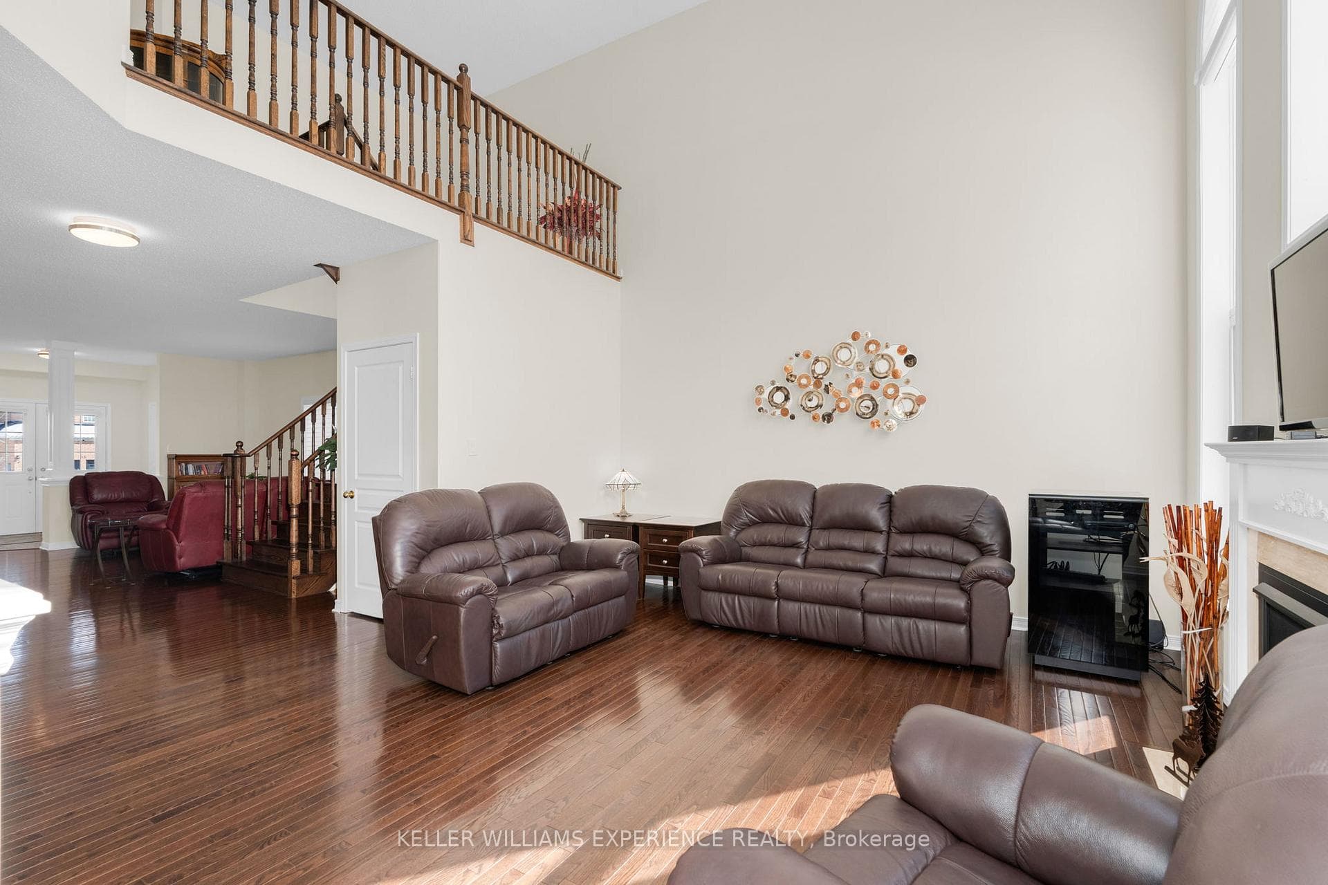 14 Charlemagne Avenue photo 4