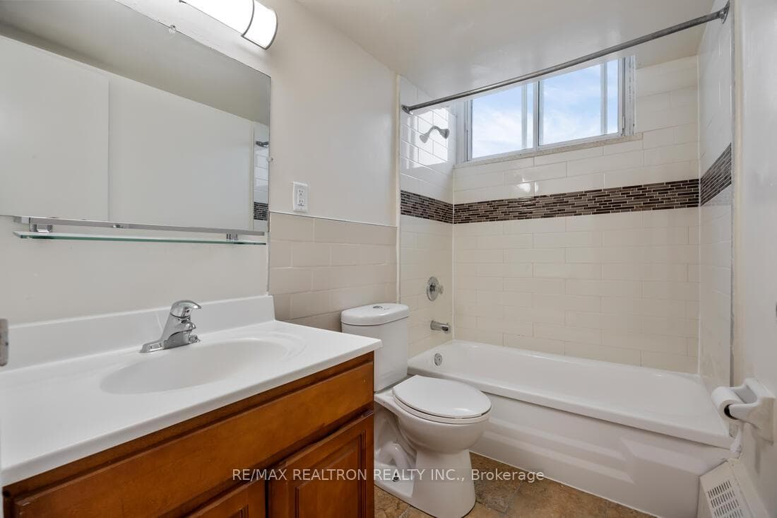 2775 Don Mills Road Unit 1401 photo 6