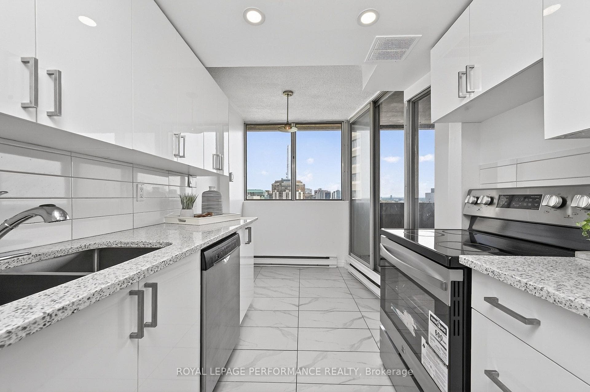 Kitchen with eating area