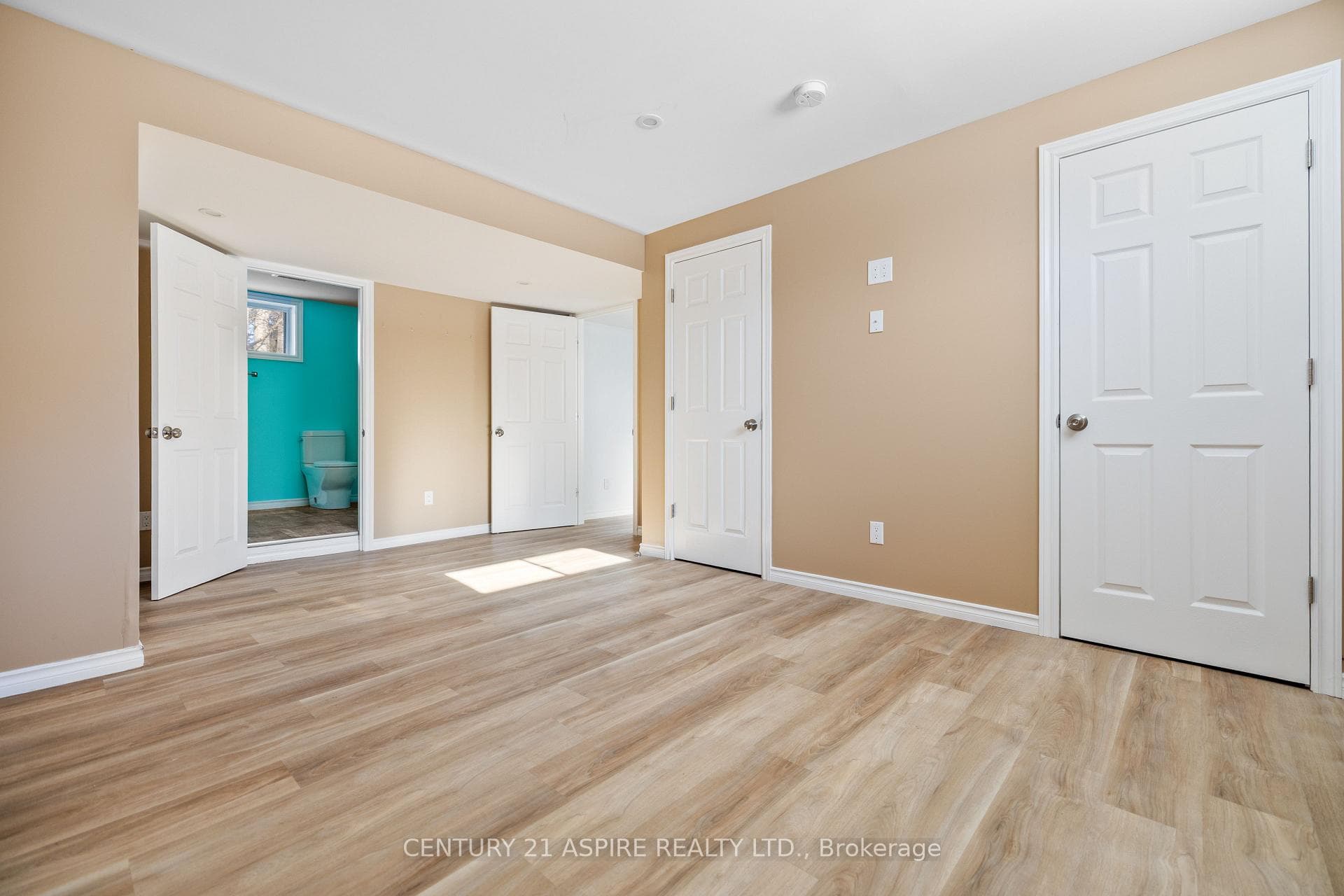 84 Sandy Beach Road photo 20