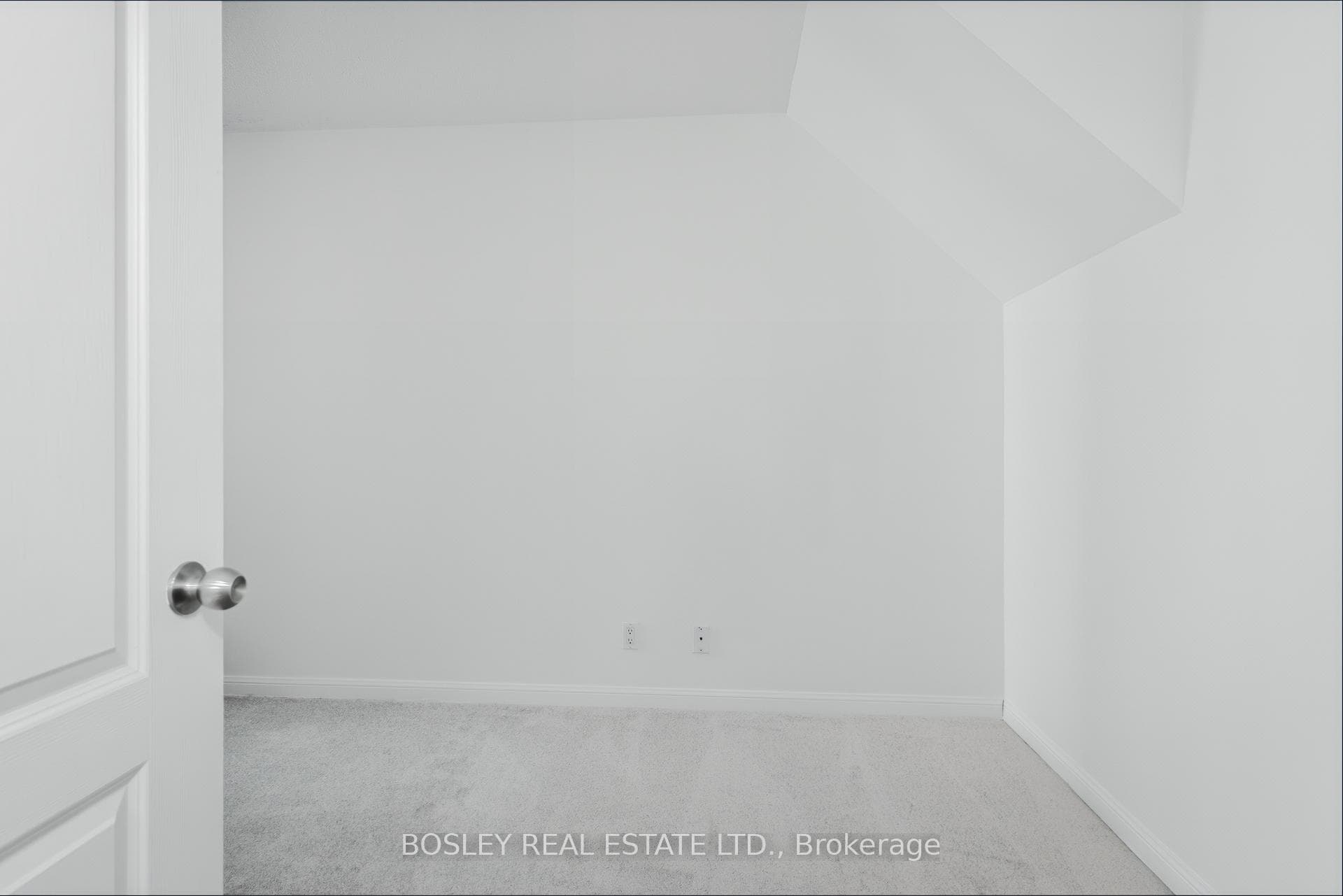 100 Strachan Avenue Unit 606 photo 19