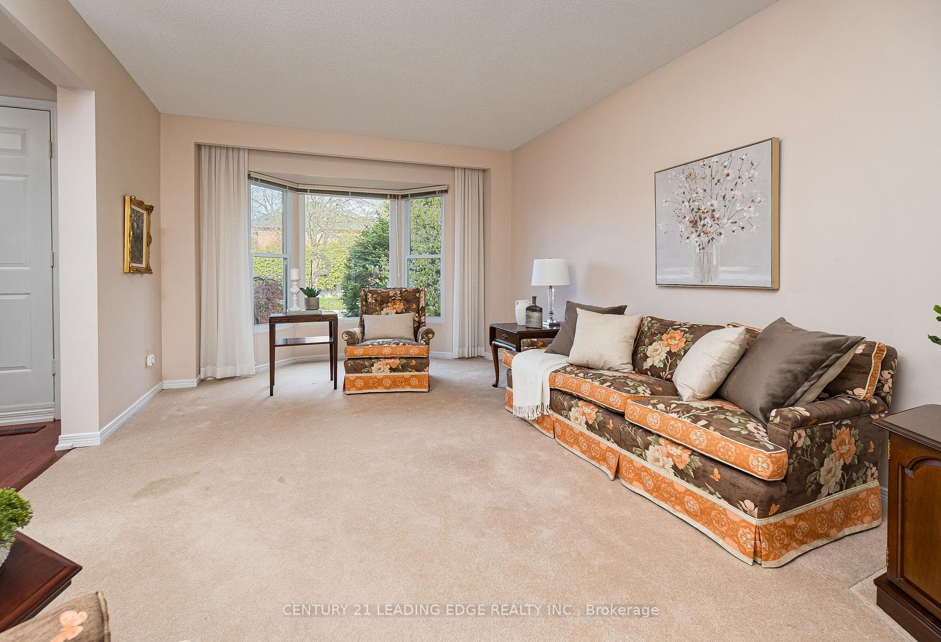 18 Tilman Circle photo 4