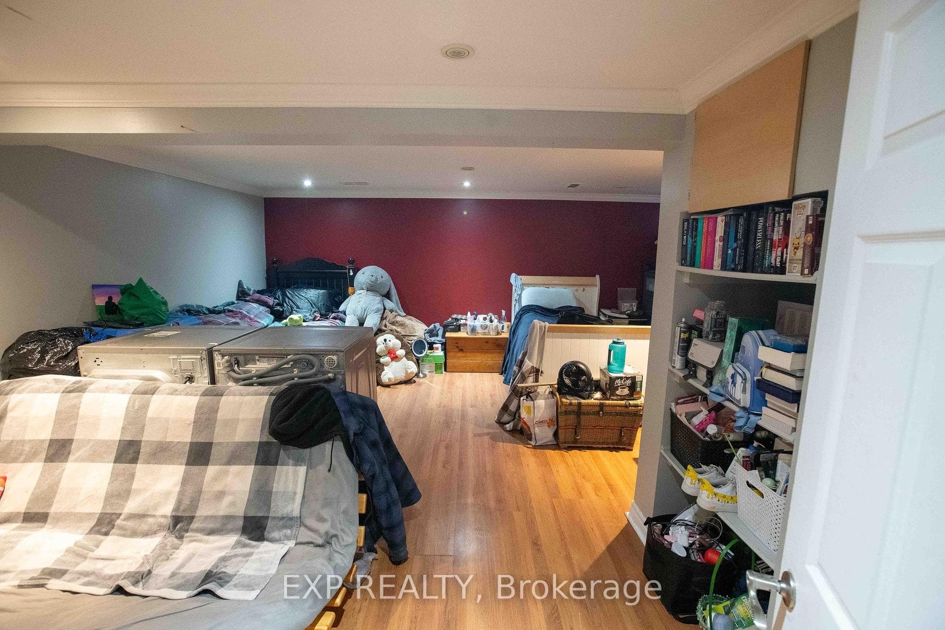 1108 Grenoble Crescent photo 18