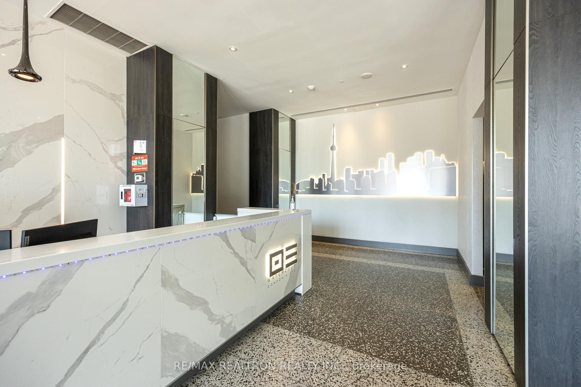 218 Queens Quay Unit 1612 photo 29