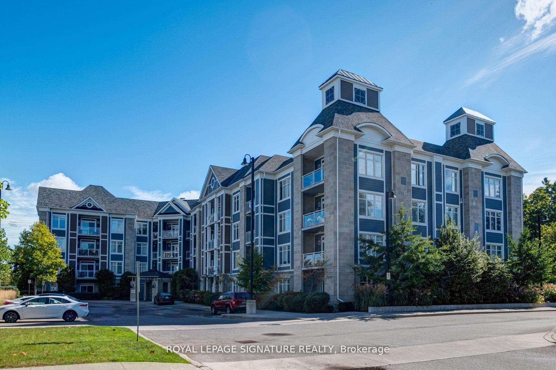 680 Gordon Street Unit 301 photo 31