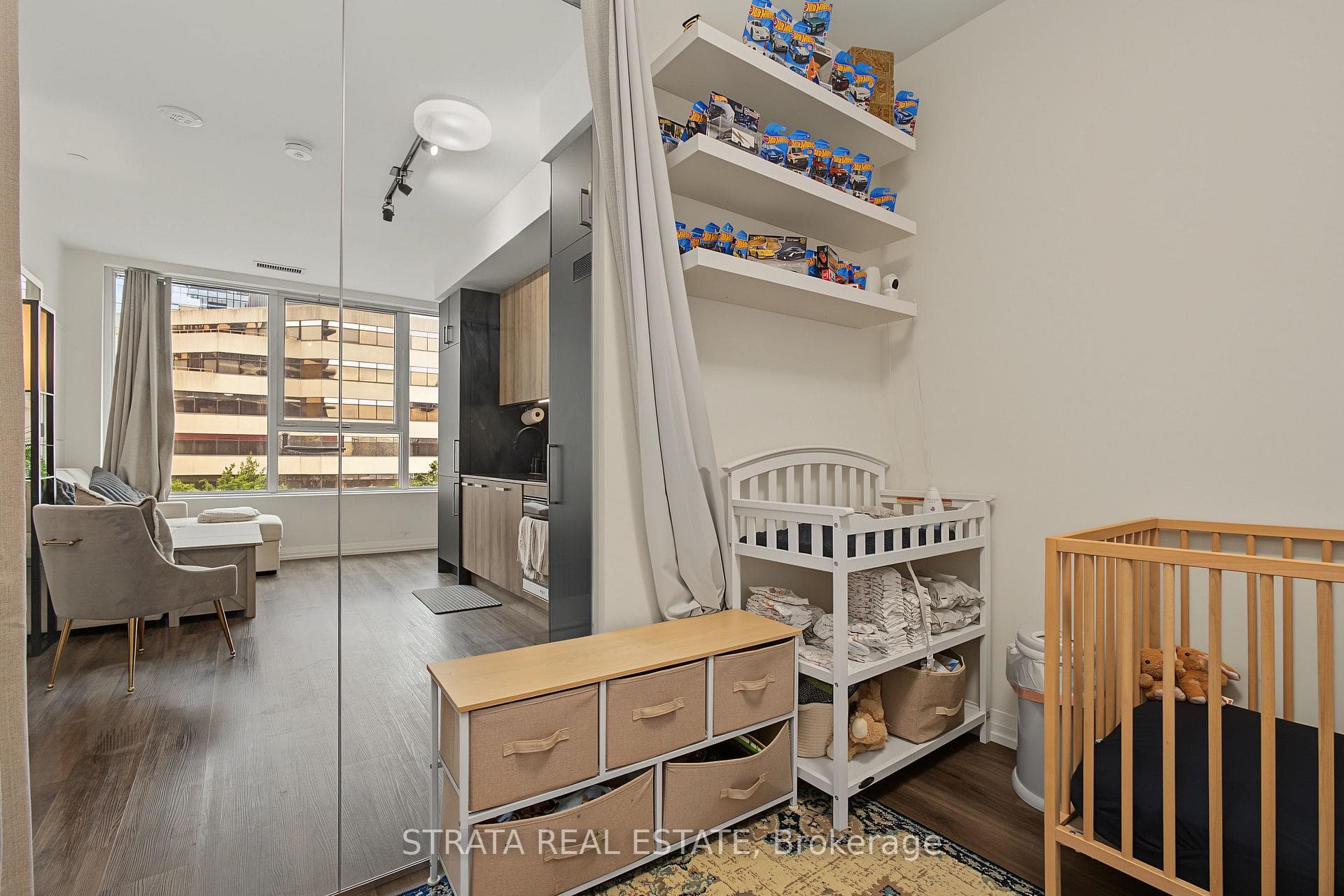 280 Dundas Street Unit 403 photo 12