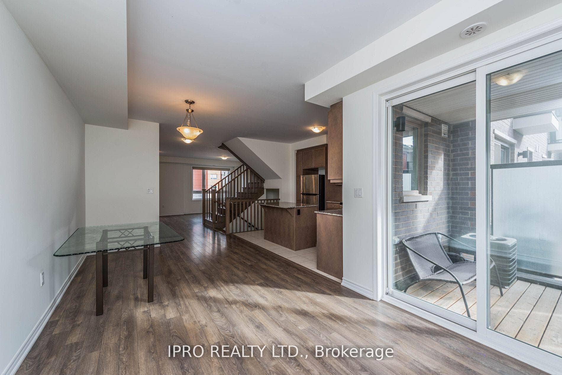 278 Lagerfeld Drive photo 18