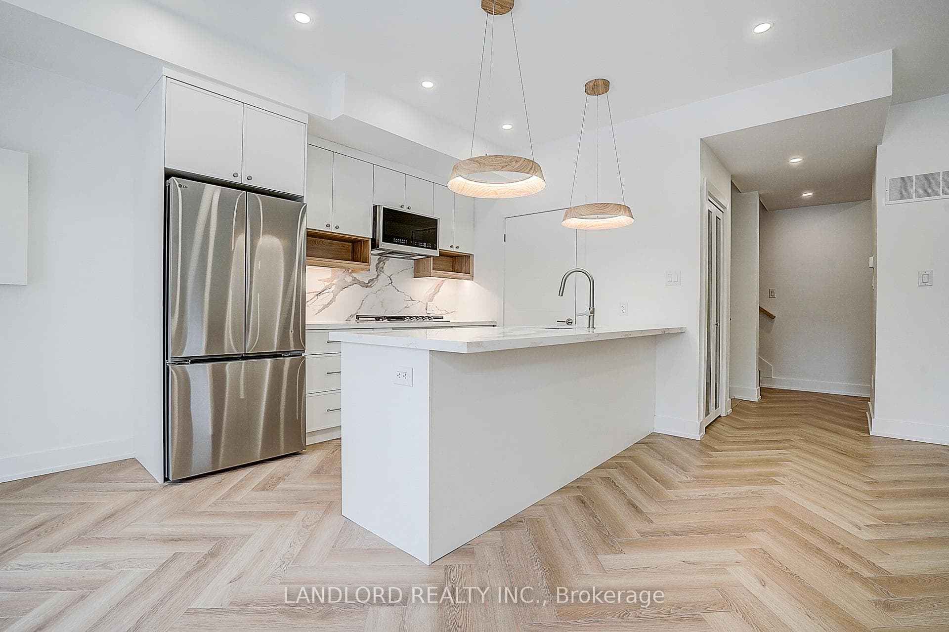 1146 Broadview Avenue Unit 3 photo 19