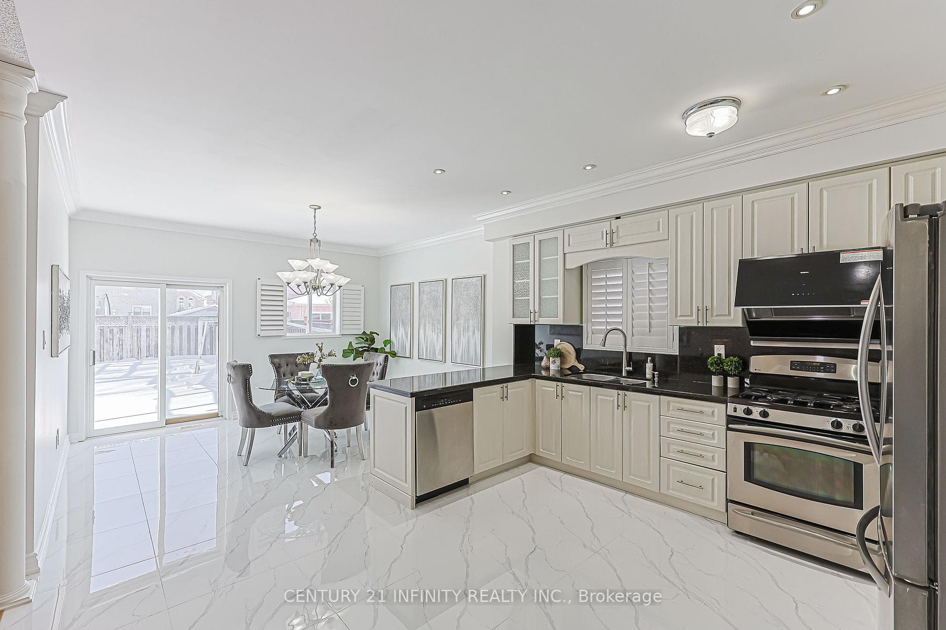 31 Gloria Crescent photo 21