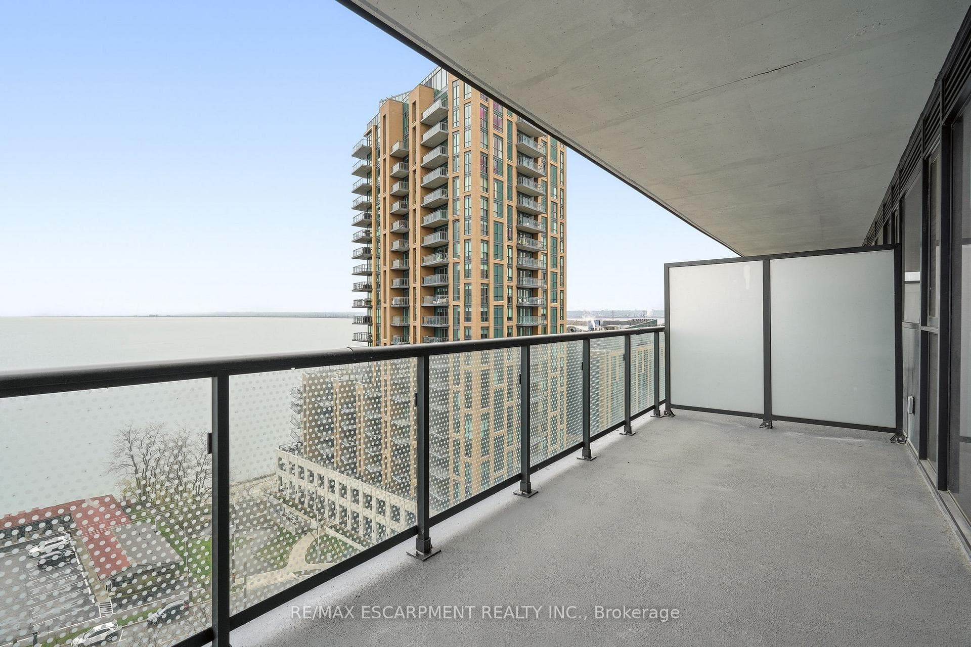 2075 Lakeshore Road Unit 1106 photo 25