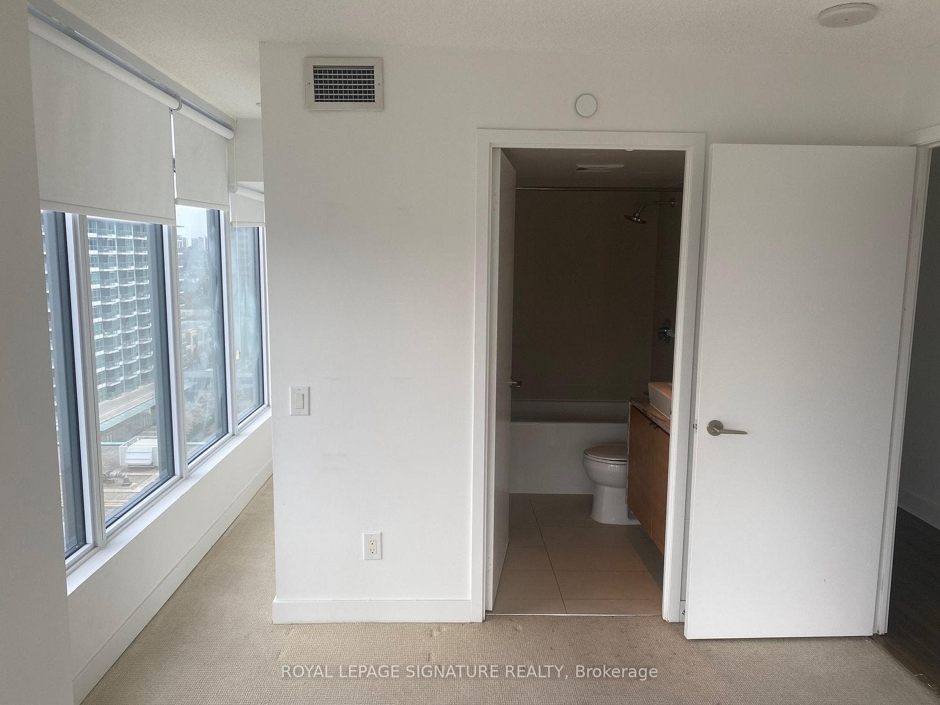 72 Esther Shiner Boulevard Unit 1007 photo 12