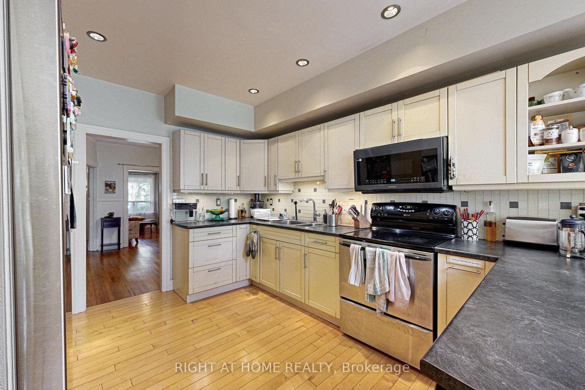 149 Yarmouth Road photo 19