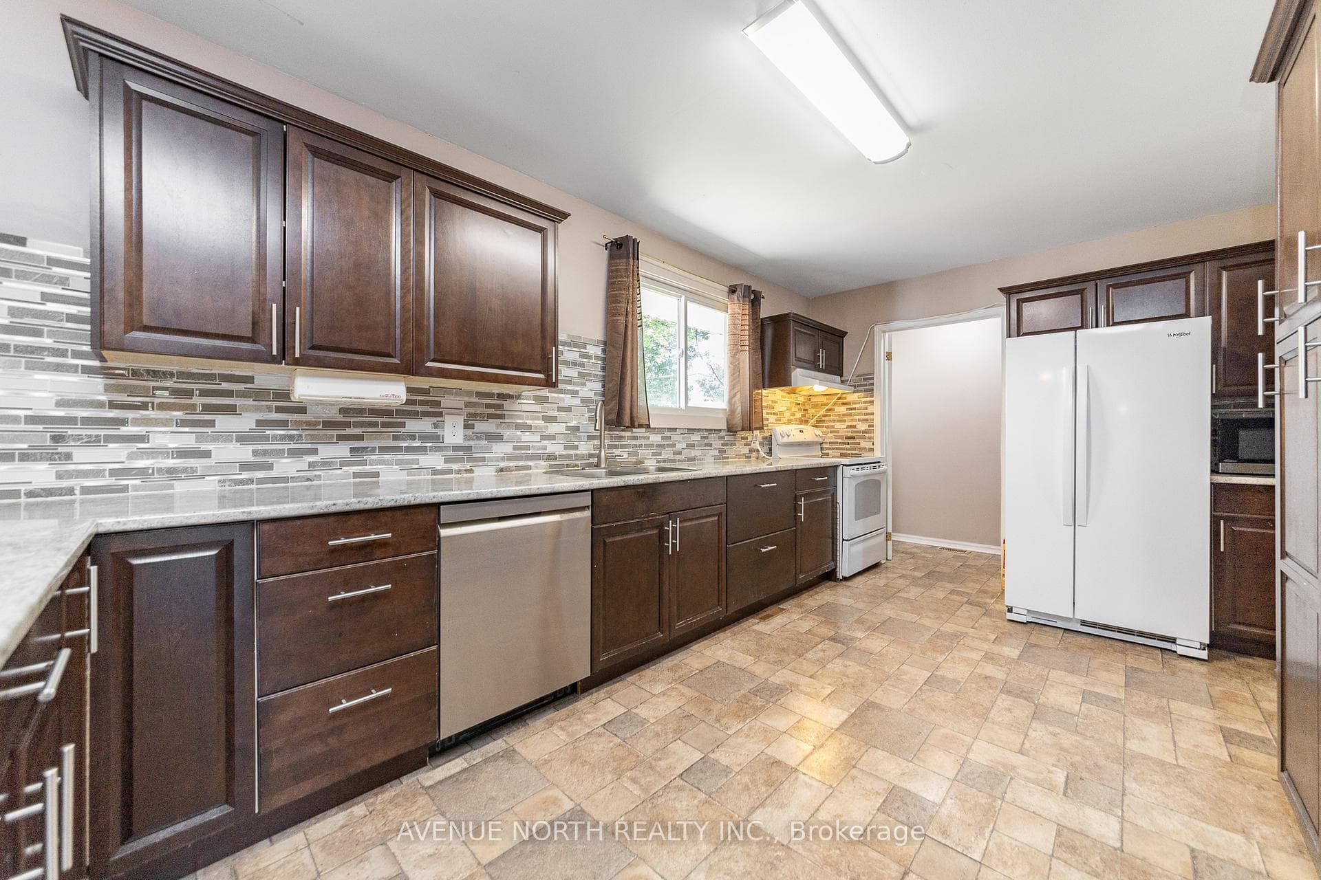 3005 Mccarthy Road photo 11