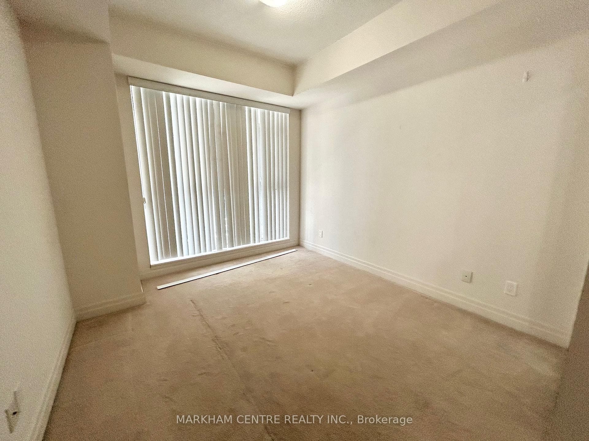 8110 Birchmount Road Unit 411 photo 10