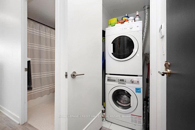 106 Dovercourt Road Unit 611 photo 20