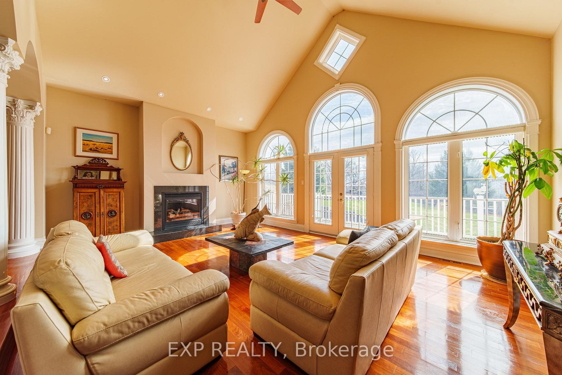 1283 Rideau Cove Court photo 8
