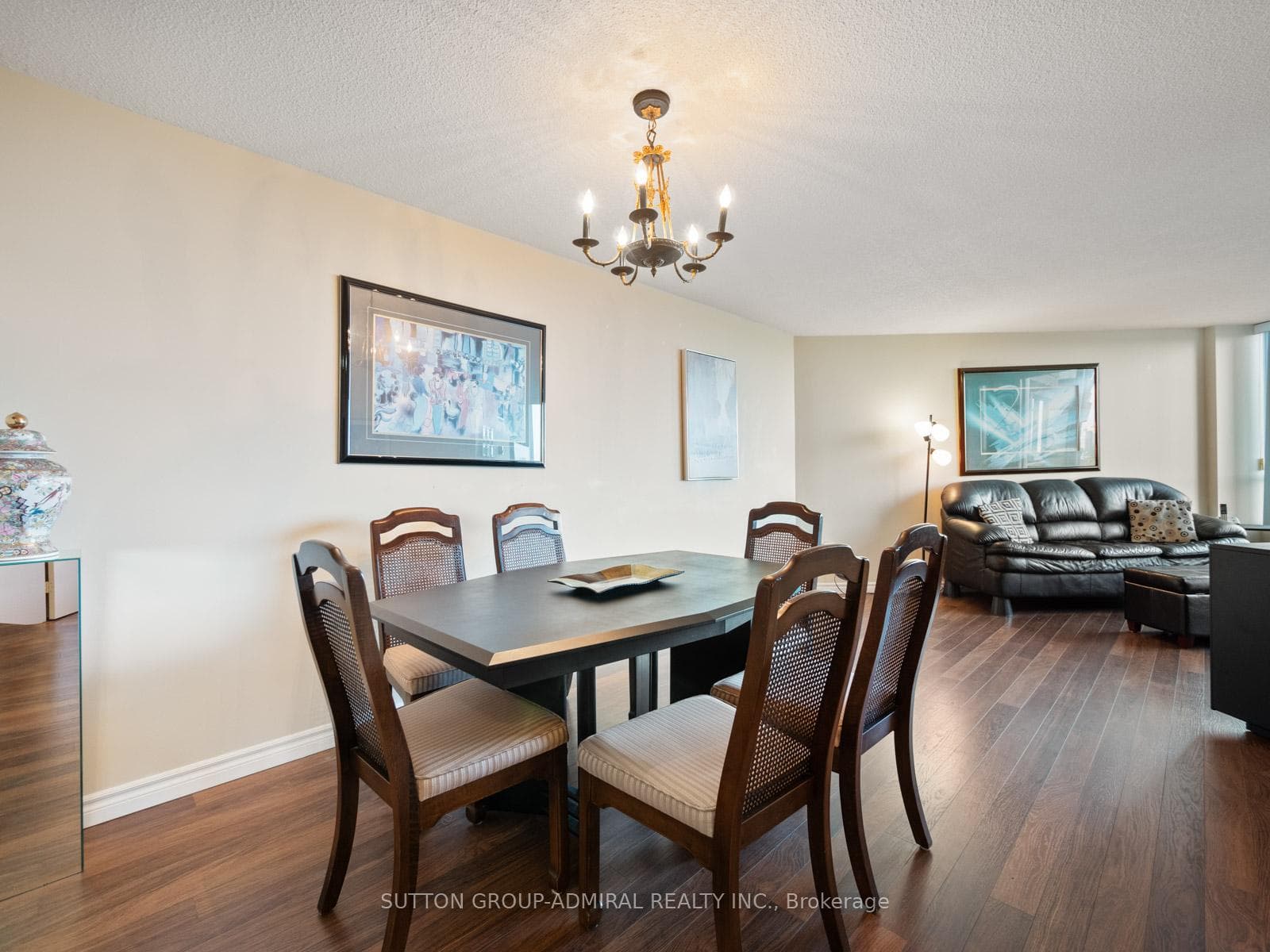 7440 Bathurst Street Unit 708 photo 5