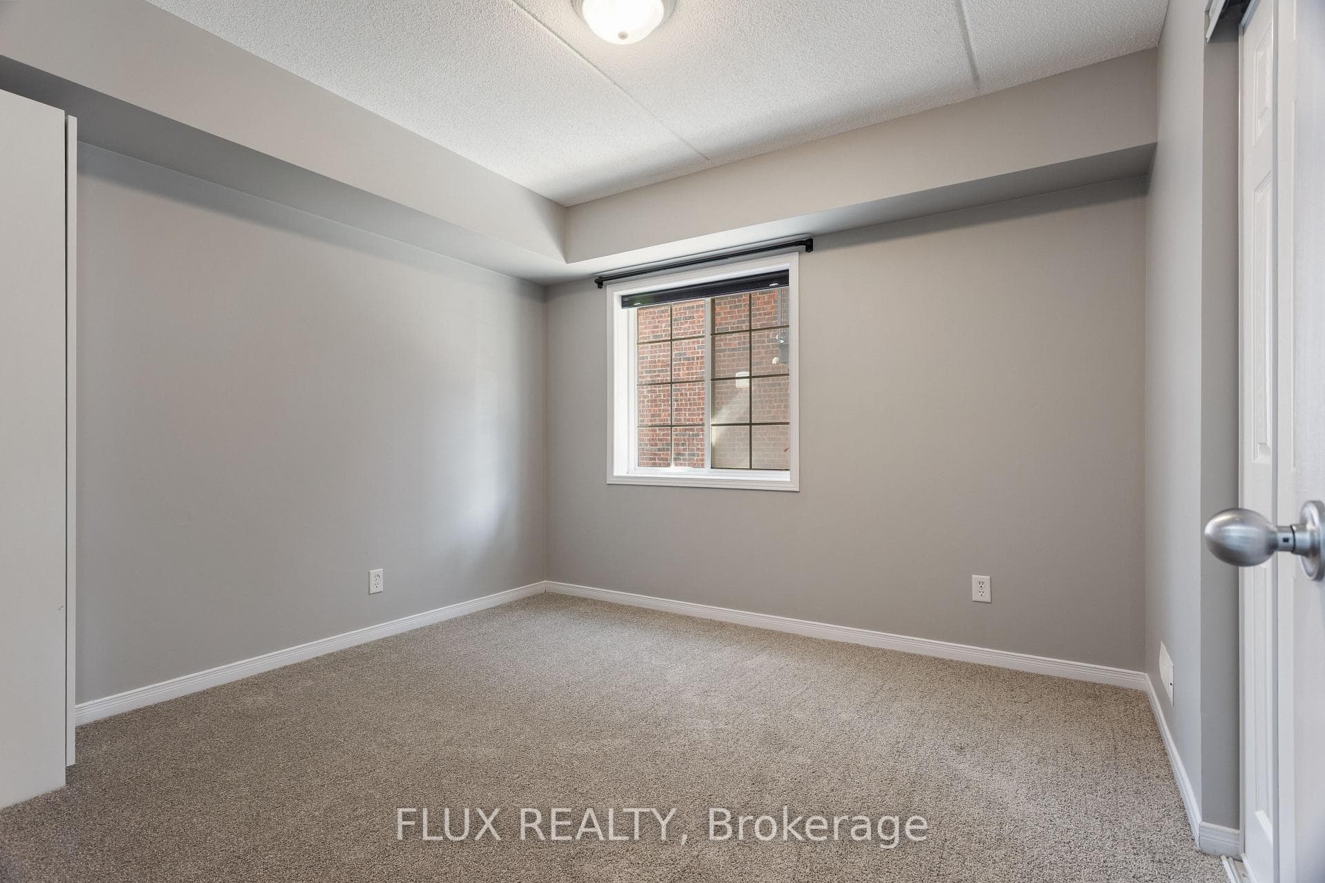 950 Highland Road Unit 20 photo 16