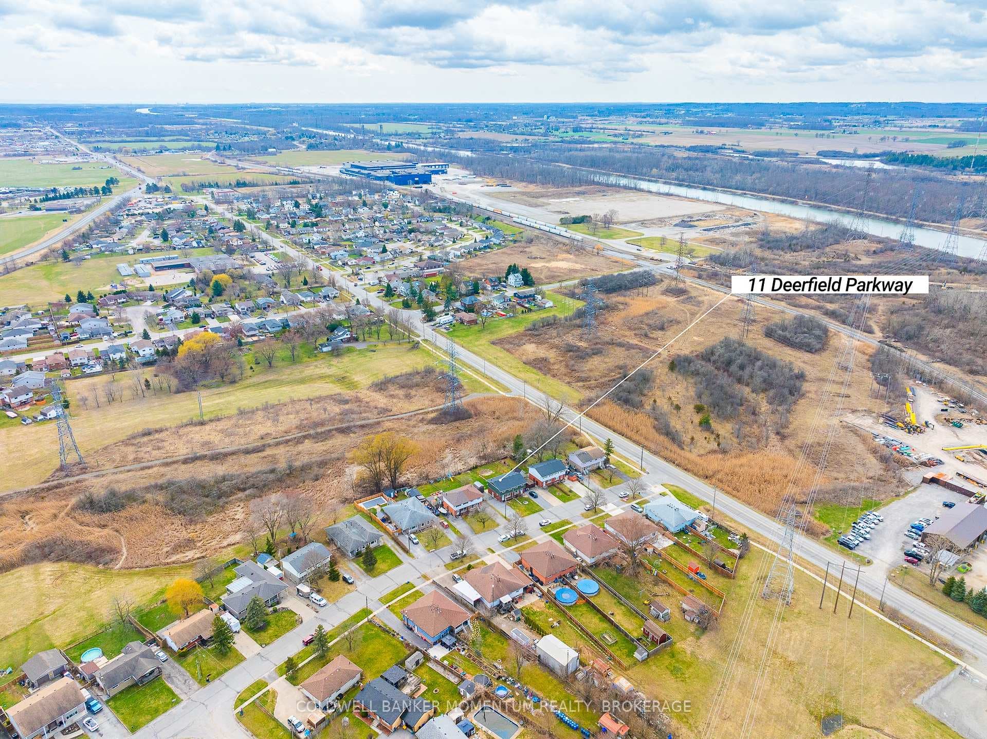 11 Deerfield Parkway photo 42
