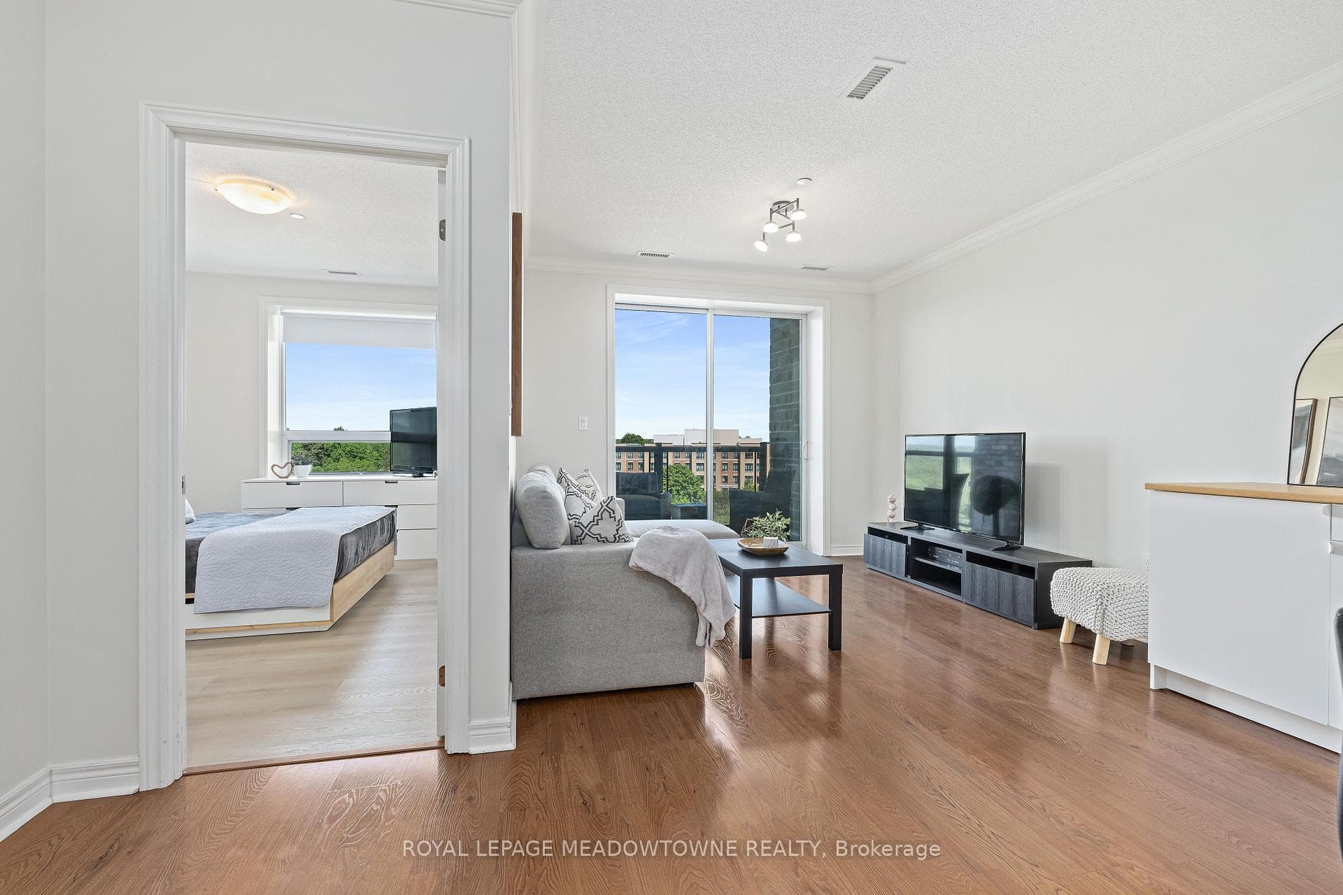 383 Main Street Unit 520 photo 14