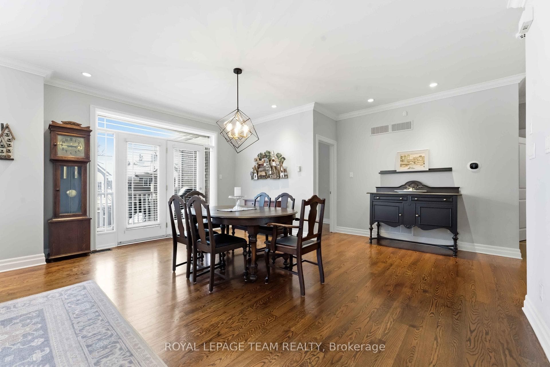 6 Waterford Way photo 9